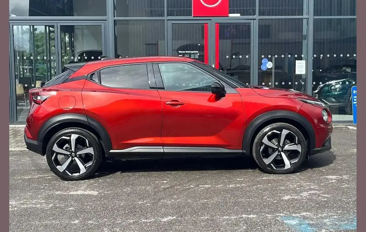 Used Nissan Juke Tekna 112 HP (82 kW) 2022 Red SUV