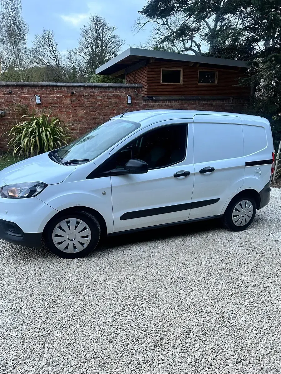 Used Ford Transit 100 HP (73 kW) 2020 White Van
