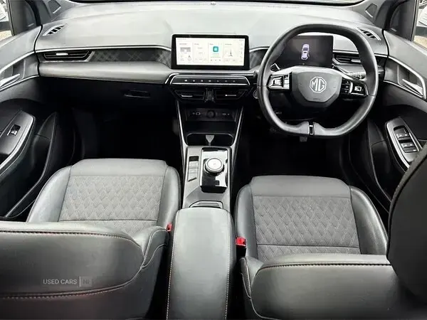Used MG MG3 Trophy 194 HP (142 kW) 2025 White Hatchback