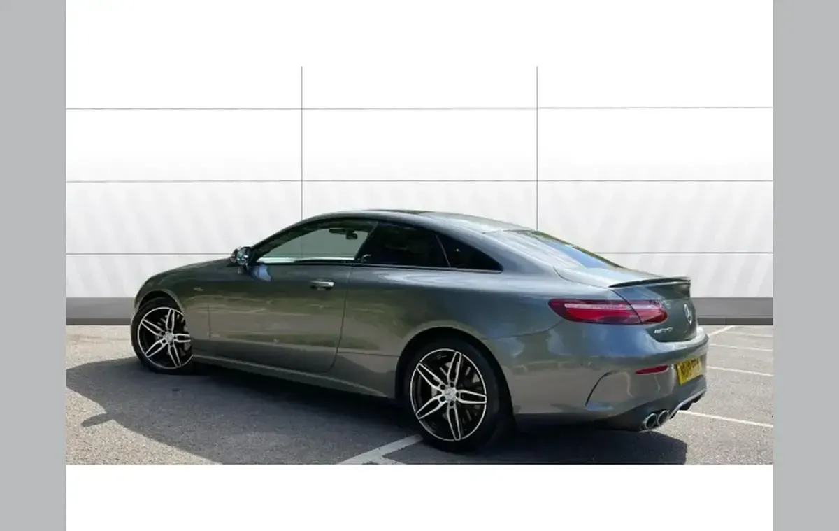 Usado Mercedes E53 AMG Premium 429 HP (315 kW) 2019 Cinzento Coupé