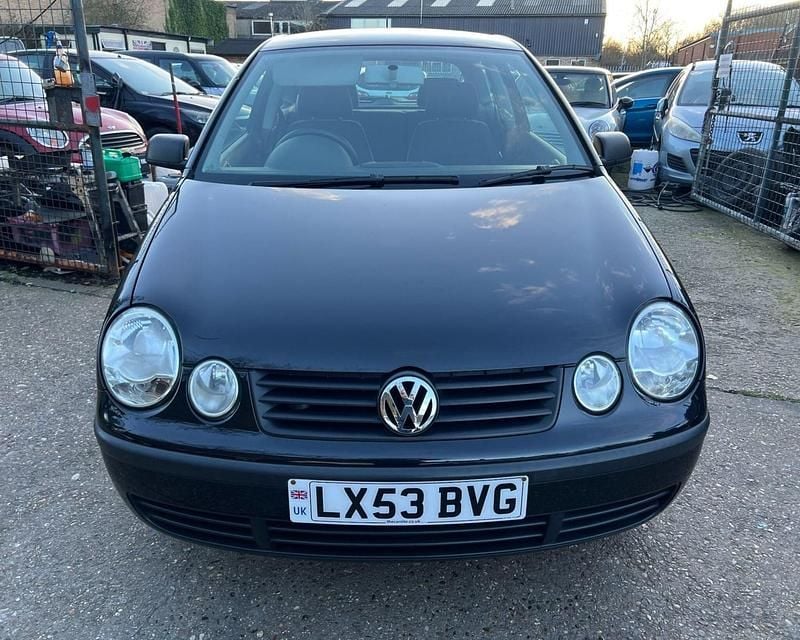 Used VW Polo 75 HP (55 kW) 2003 Black Hatchback