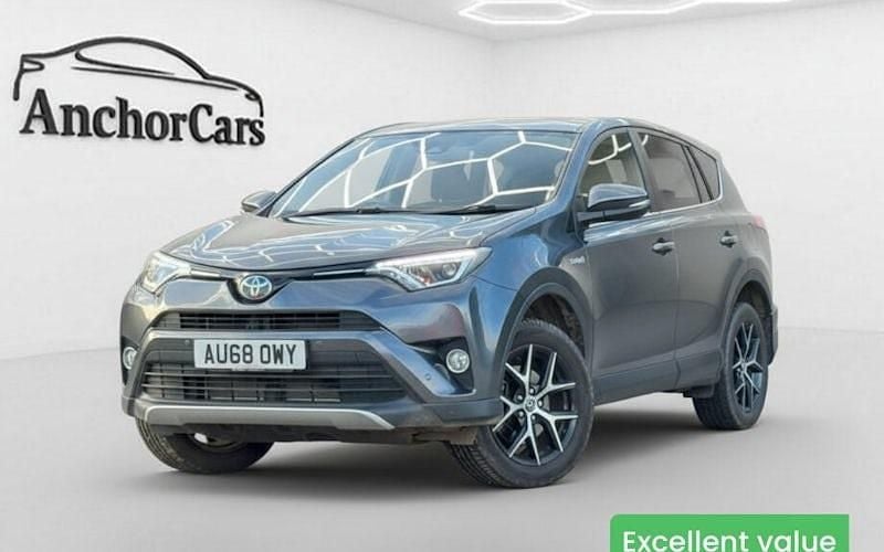 Usado Toyota RAV4 Design 197 HP (144 kW) 2018 SUV