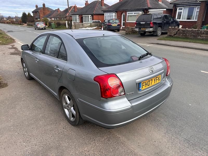 Used Toyota Avensis T1 2007 Silver Hatchback