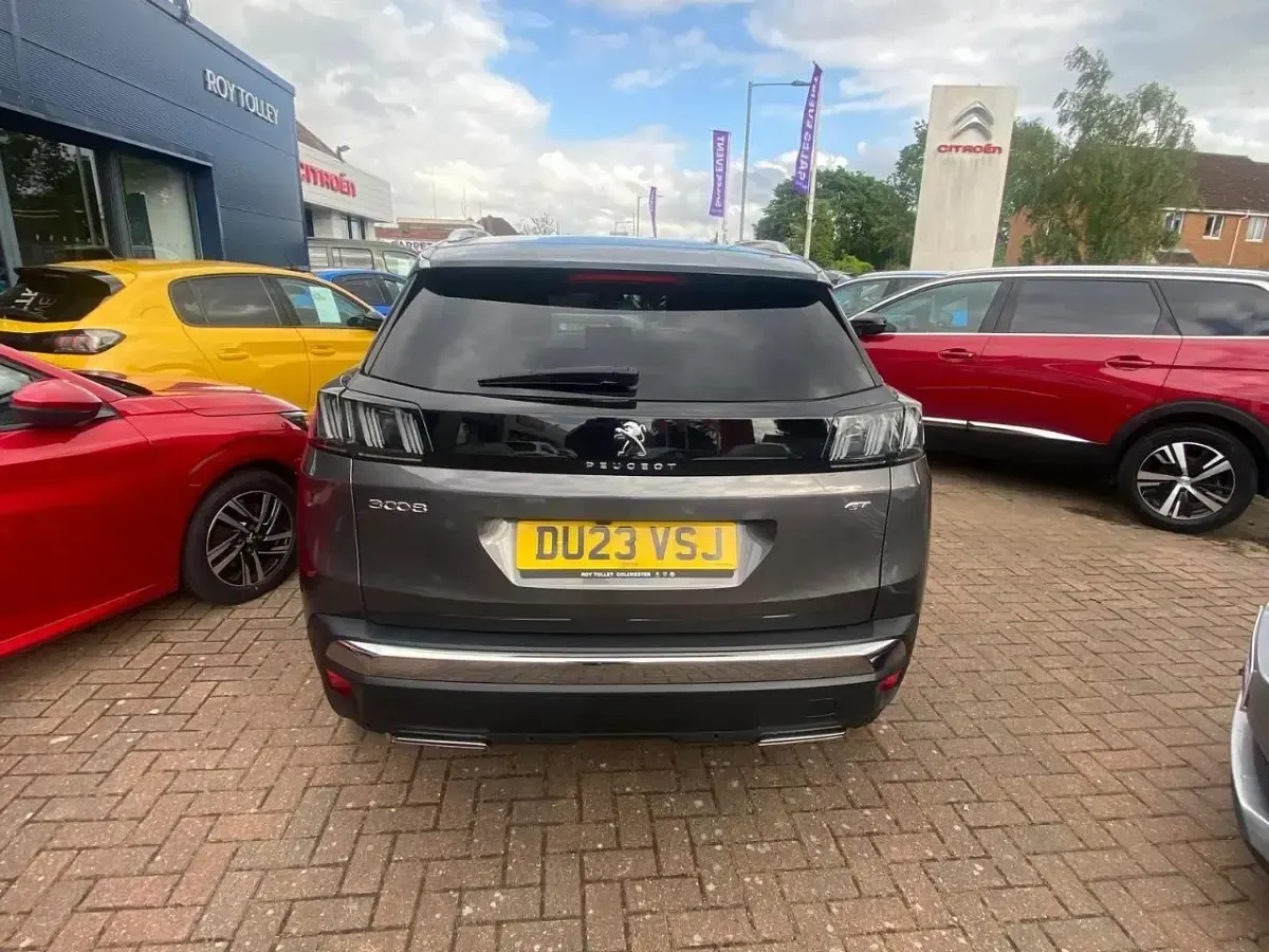Used Peugeot 3008 GT 129 HP (94 kW) 2023 Grey SUV