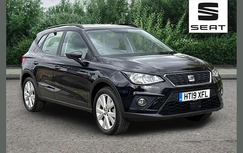 Used Seat Arona SE Technology 95 HP (69 kW) 2019 Midnight black SUV