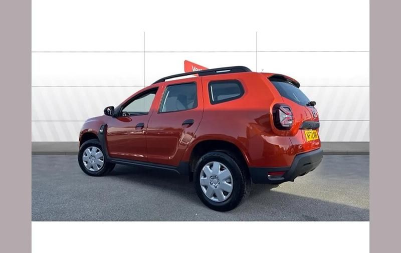Used Dacia Duster Essentiel 91 HP (66 kW) 2022 Orange SUV