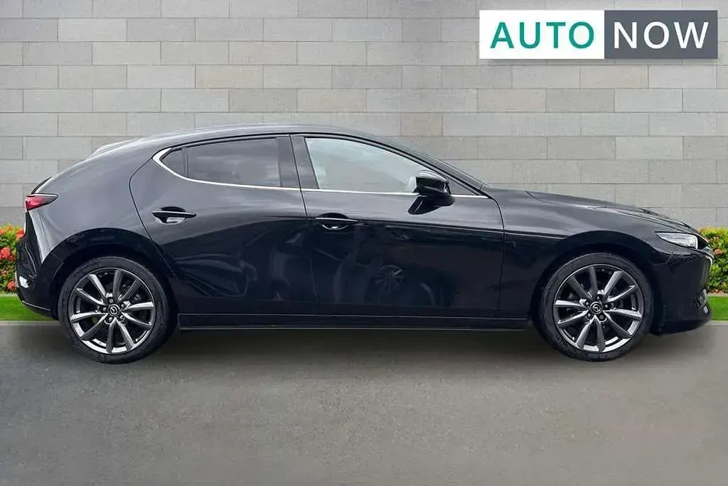 Used Mazda 3 Inclusive 120 HP (88 kW) 2021 Black Hatchback