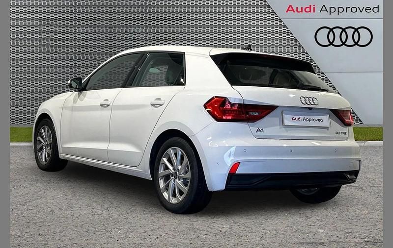 Used Audi A1 Sport 108 HP (79 kW) 2023 White Hatchback