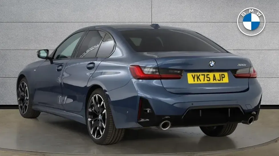 Used BMW 320 M Sport 181 HP (133 kW) 2026 Blue Sedan