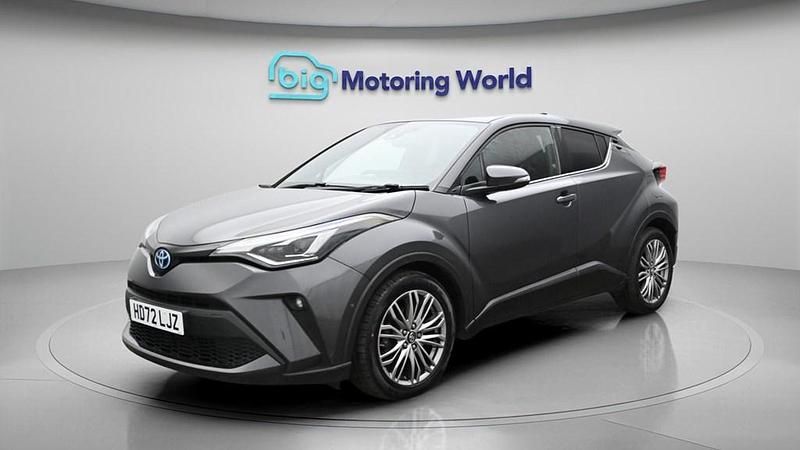 Used Toyota C-HR 184 HP (135 kW) 2023 Grey SUV