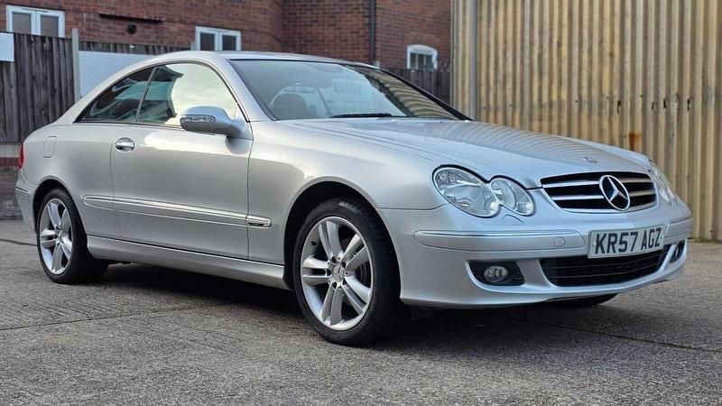 Used Mercedes CLK220 Avantgarde 2007 Silver Coupe
