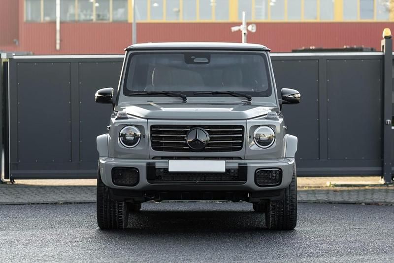 New Mercedes G500 AMG Line Premium Plus 463 HP (340 kW) 2025 Obsidian black metallic SUV