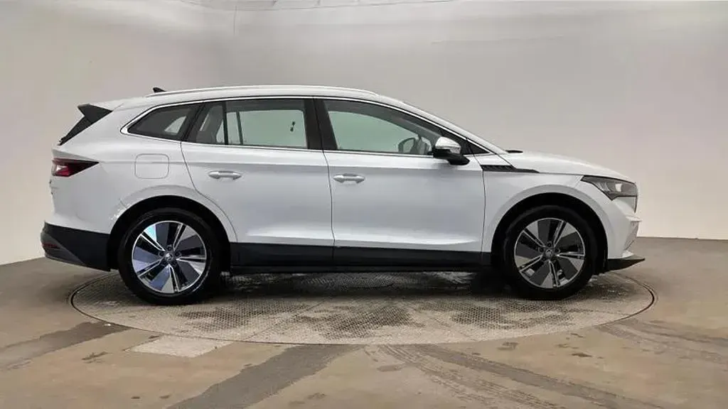 Used Skoda Enyaq iV Drive 125 kW (170 HP) 2023 SUV