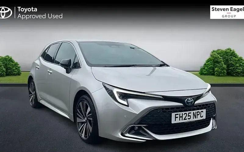 Used Toyota Corolla Design 140 HP (102 kW) 2026 Hatchback