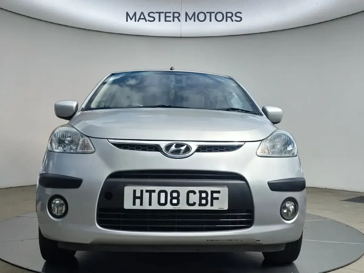 Used Hyundai i10 Comfort 67 HP (49 kW) 2008 Silver Hatchback