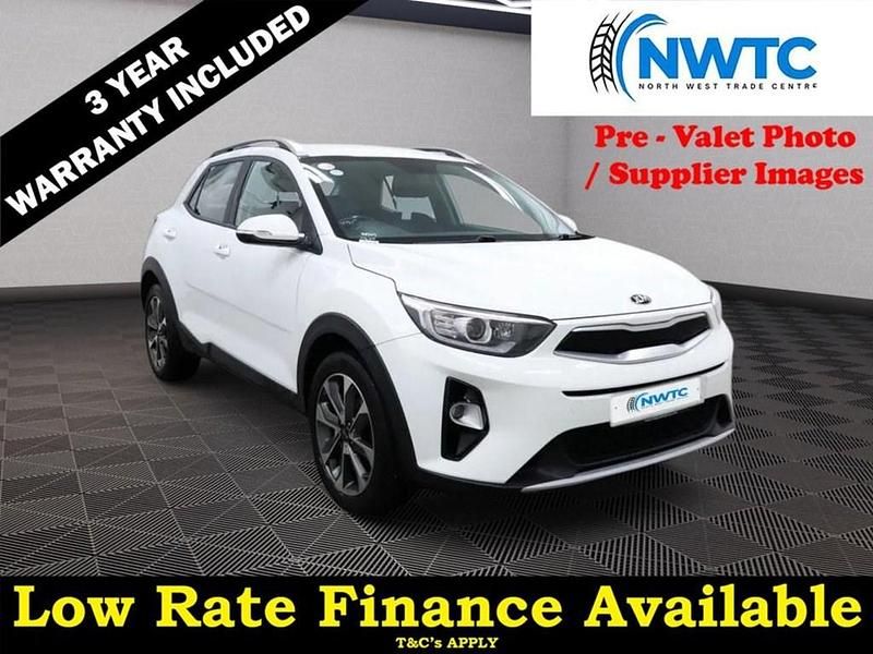 White Used 2019 Kia Stonic 2 SUV | £9,795 (Fair price) - Image 1/3