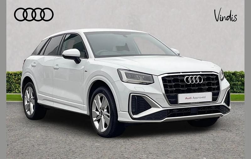 Used Audi Q2 S-Line 147 HP (108 kW) 2023 White SUV