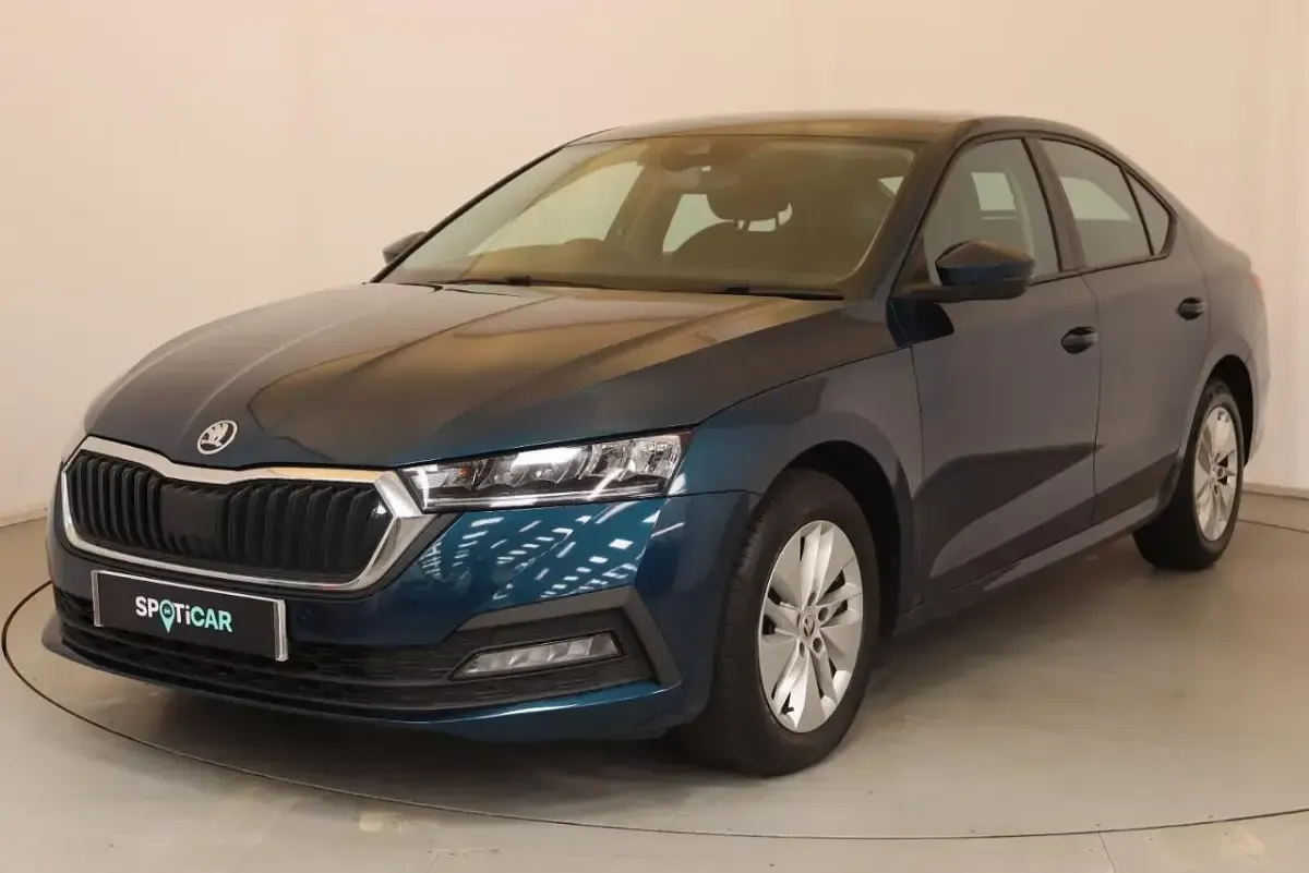 Used Skoda Octavia SE Technology 148 HP (108 kW) 2023 Blue Hatchback