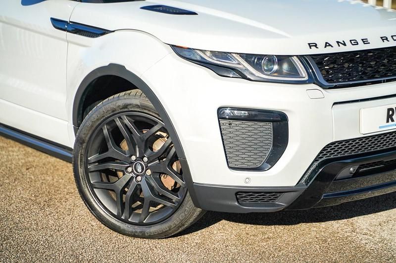Used Land Rover Range Rover evoque HSE Dynamic 2015 White Estate