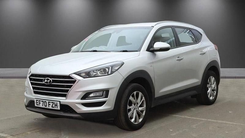 Used Hyundai Tucson SE 115 HP (84 kW) 2020 Silver SUV