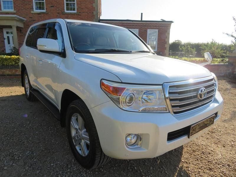 Pearl Used 2013 Toyota Land Cruiser SUV | £36,995 (Good price) - Image 1/4