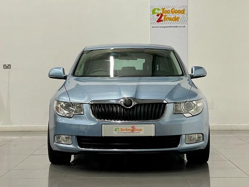 Used Skoda Superb Elegance 170 HP (125 kW) 2013 Blue Hatchback