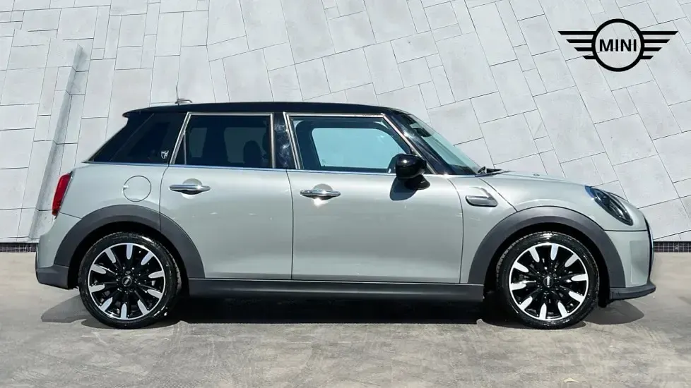 Used Mini Cooper Exclusive 136 HP (100 kW) 2021 Grey Hatchback