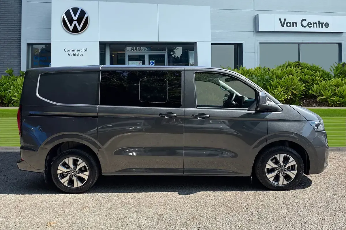 New VW T7 Pro 160 kW (218 HP) 2025 Grey Van