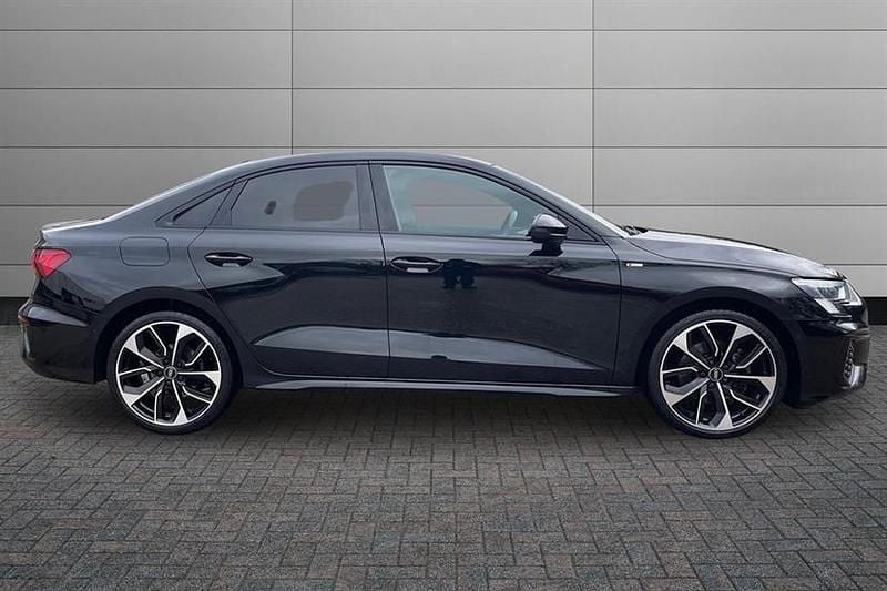 Used Audi A3 Advanced 150 HP (110 kW) 2022 Black Sedan