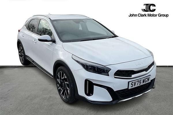 White New 2025 Kia XCeed 2 SUV | £23,750 (A bit pricey) - Image 1/4