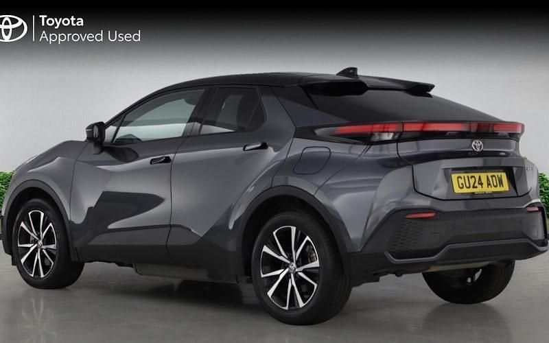 Used Toyota C-HR Design 223 HP (164 kW) 2026 SUV