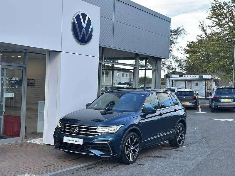 Blue Used 2023 VW Tiguan R-line SUV | £29,998 (Fair price) - Image 1/4