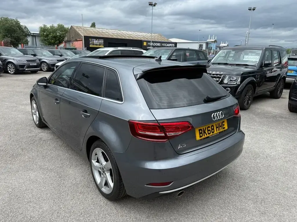 Used Audi A3 Sportback Sport 116 HP (85 kW) 2018 Grey Hatchback