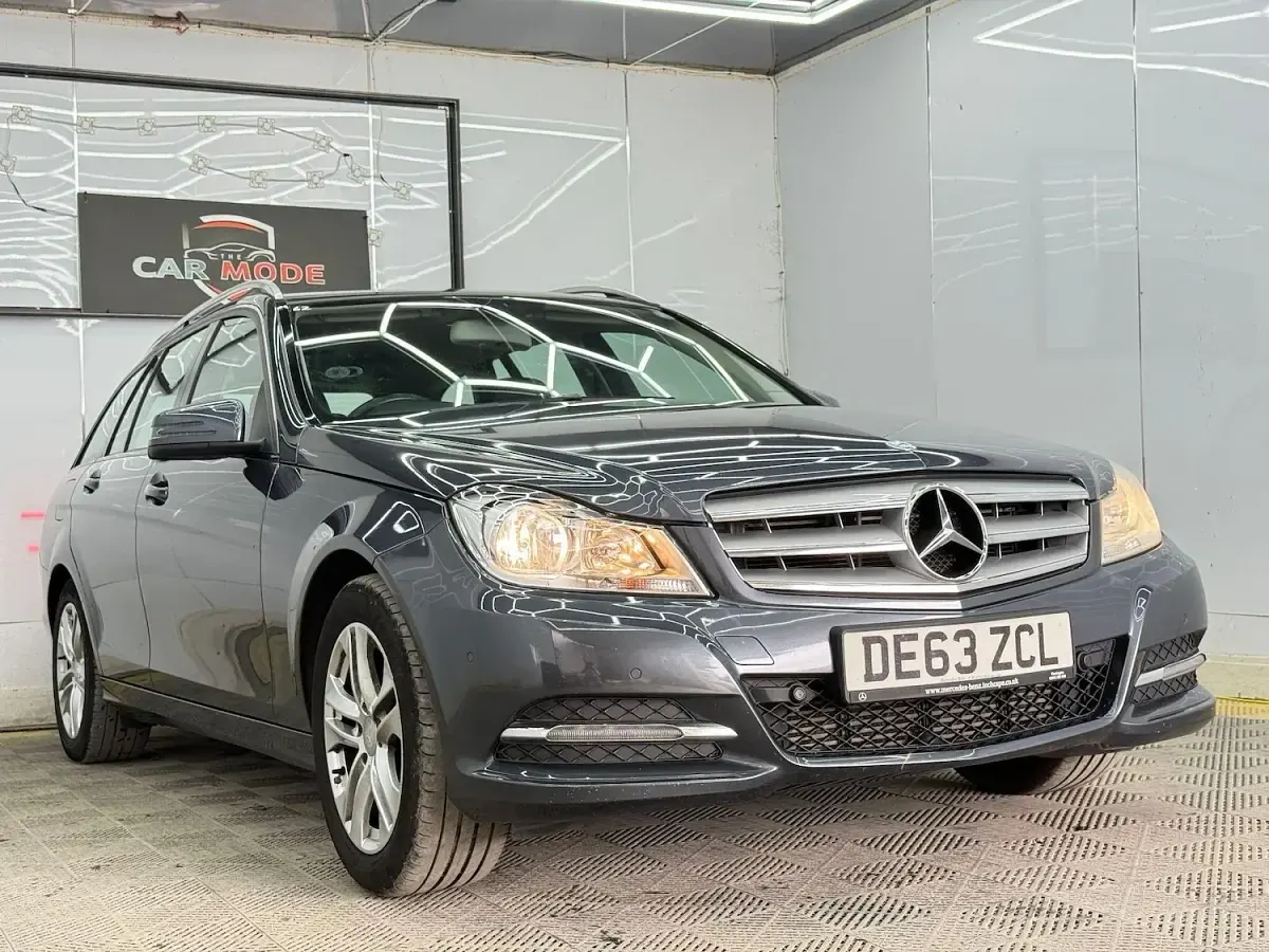 Used Mercedes C180 Executive 2013 Grey Estate