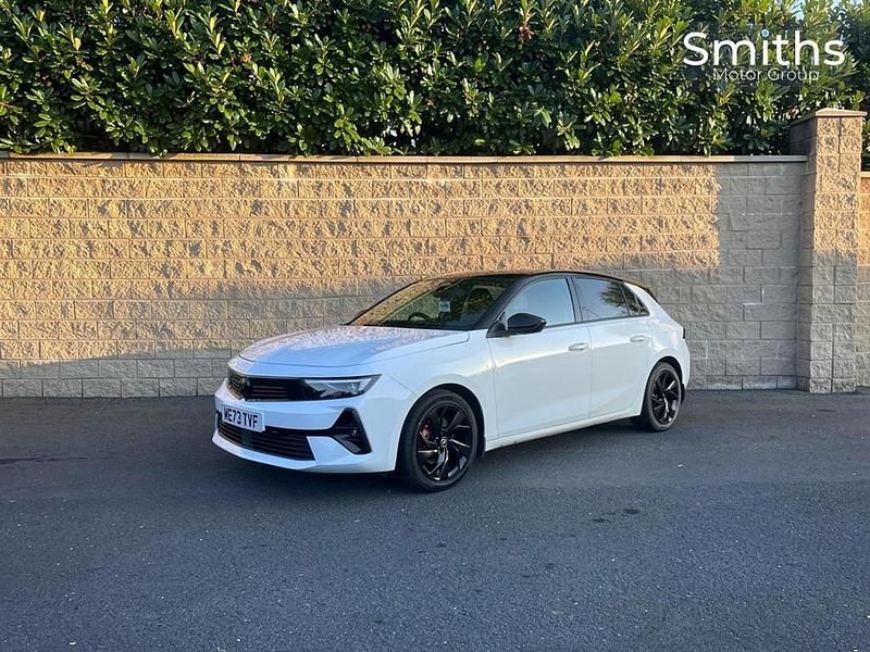 Gebraucht Vauxhall Astra S 128 PS (94 kW) 2024 Weiß Kleinwagen