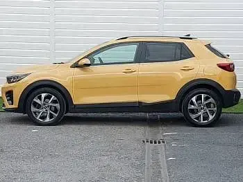 Used Kia Stonic GT-Line S 118 HP (86 kW) 2024 Yellow SUV