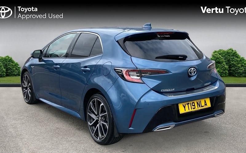 Used Toyota Corolla 184 HP (135 kW) 2022 Hatchback