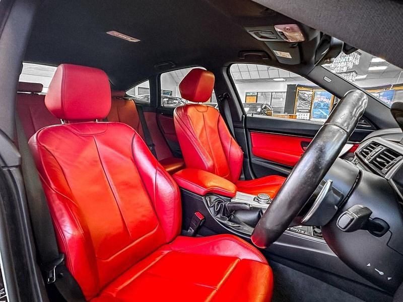 Used BMW 330 M Sport 258 HP (189 kW) 2016 White Hatchback