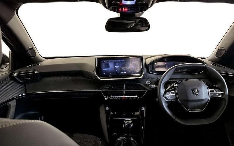 Used Peugeot 2008 Allure 131 HP (96 kW) 2025 SUV