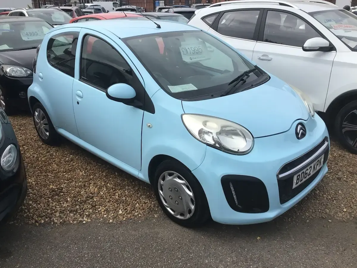 Used Citroën C1 VTR Sport 68 HP (50 kW) 2012 Blue Hatchback