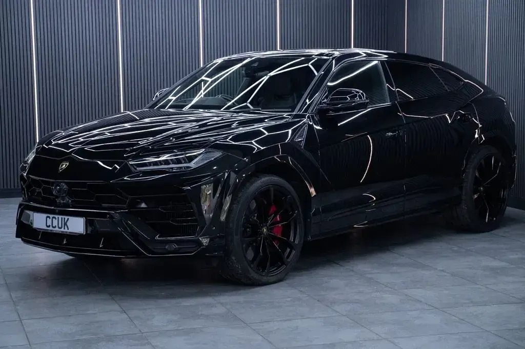 Used Lamborghini Urus 666 HP (489 kW) 2021 Black SUV
