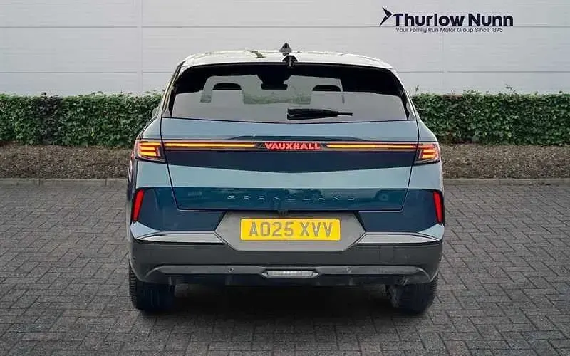 Used Vauxhall Grandland X Ultimate 136 HP (100 kW) 2024 Blue SUV