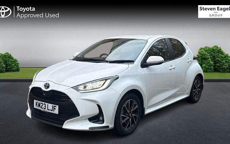 Used Toyota Yaris Hybrid Design 116 HP (85 kW) 2025 Hatchback