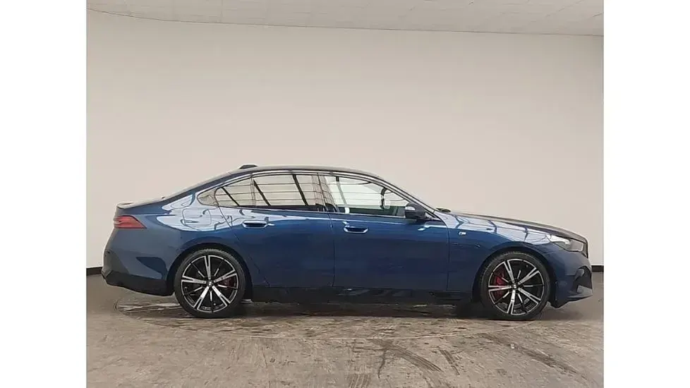 Used BMW i5 M Sport 250 kW (340 HP) 2025 Blue Sedan
