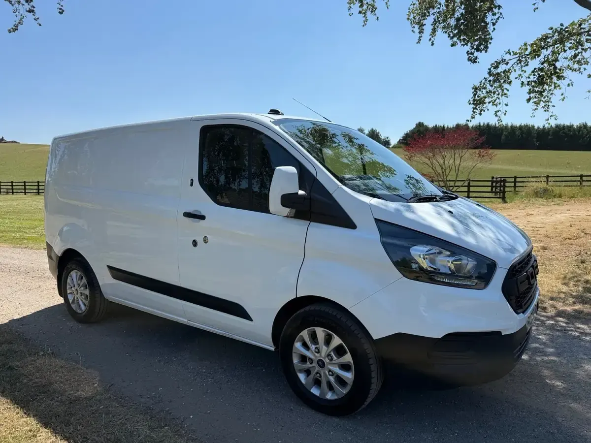Used Ford Transit Custom 2022 White Van