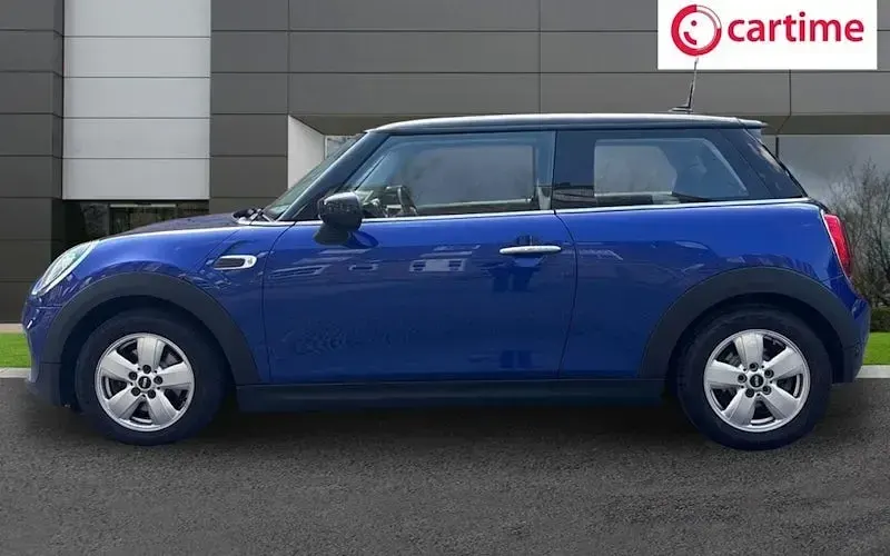 Used Mini Cooper Classic 136 HP (100 kW) 2021 Hatchback