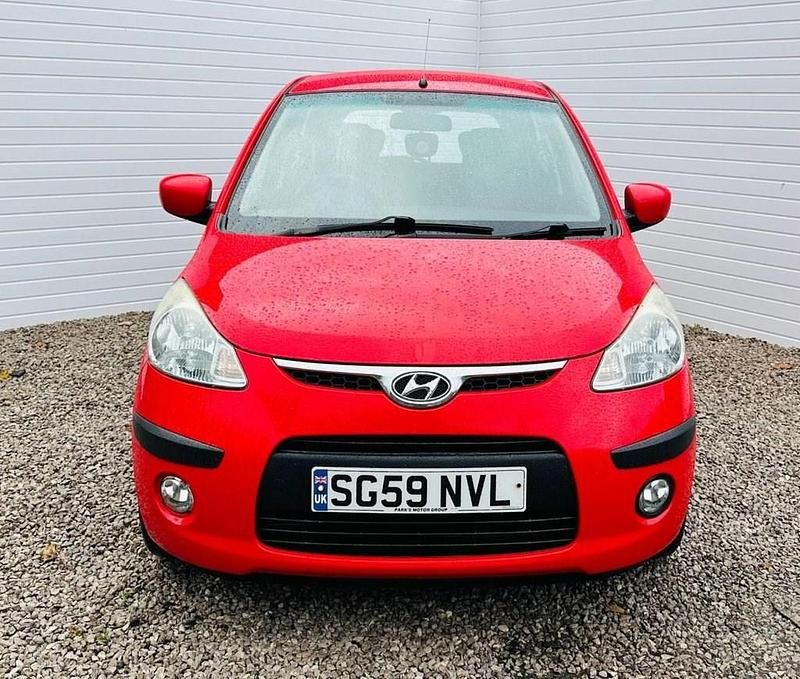 Used Hyundai i10 Comfort 77 HP (56 kW) 2009 Red Hatchback
