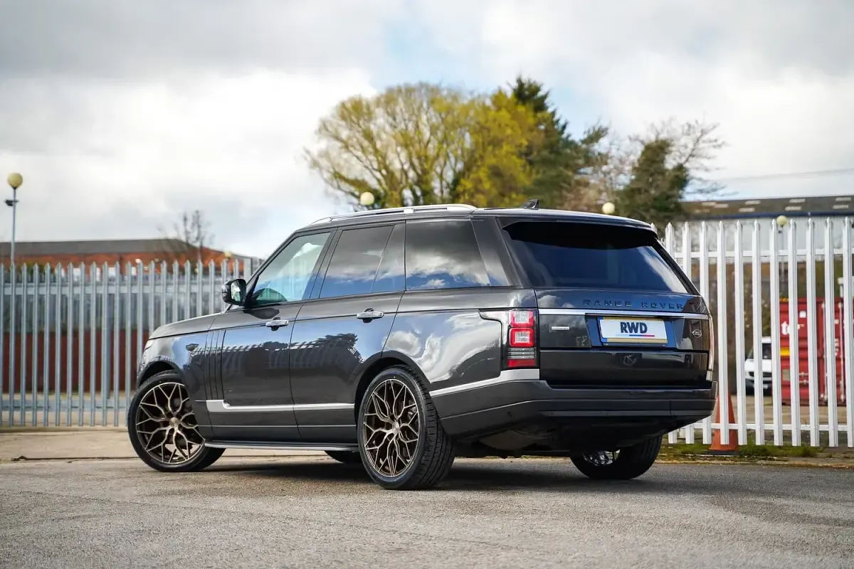 Used Land Rover Range Rover Autobiography 306 HP (225 kW) 2017 Grey SUV