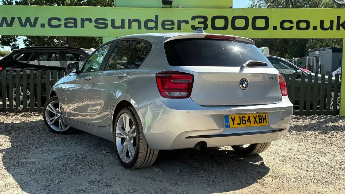 Used BMW 118 Sport Line 2014 Silver Hatchback