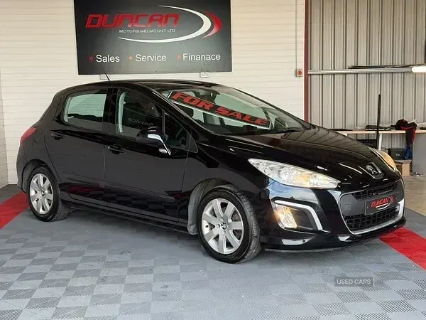 Used Peugeot 308 112 HP (82 kW) 2012 Black Hatchback
